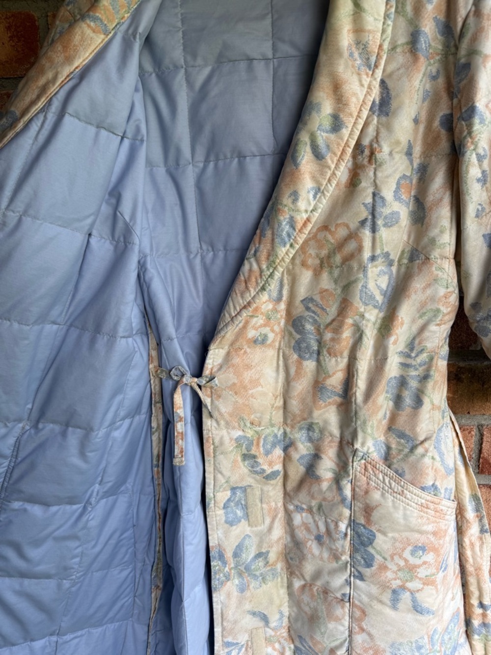 Vintage Eddie Bauer Goose Down Floral Print Full Length Quilted House Coat Robe - Picture 4 of 9